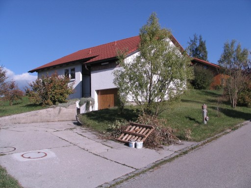 Die einfahrt unten in groß
