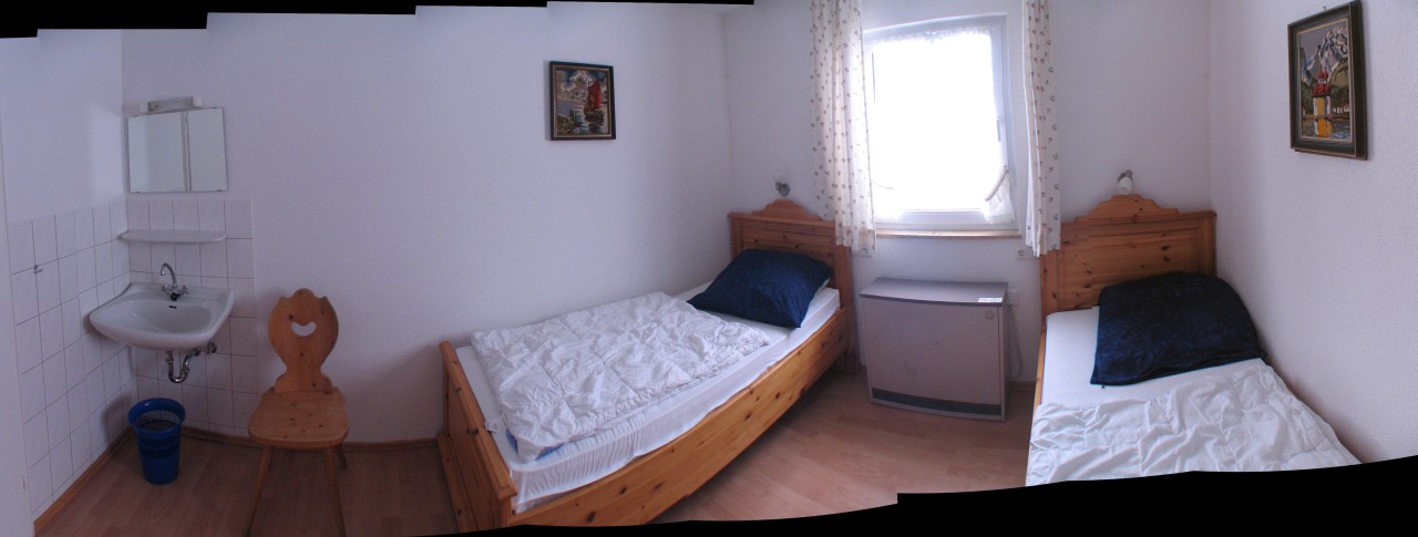 Mittleres Zimmer